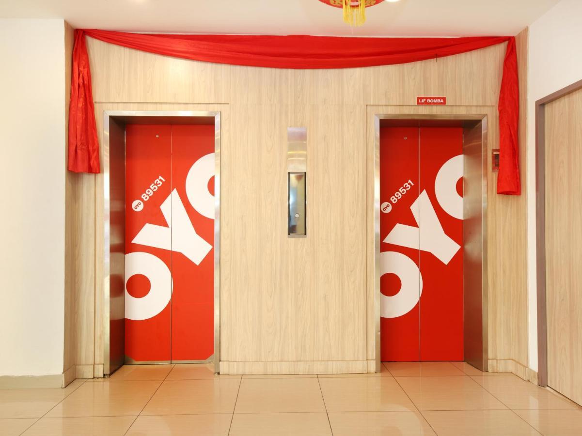 Oyo 89531 Villa Hotel スガマッ エクステリア 写真