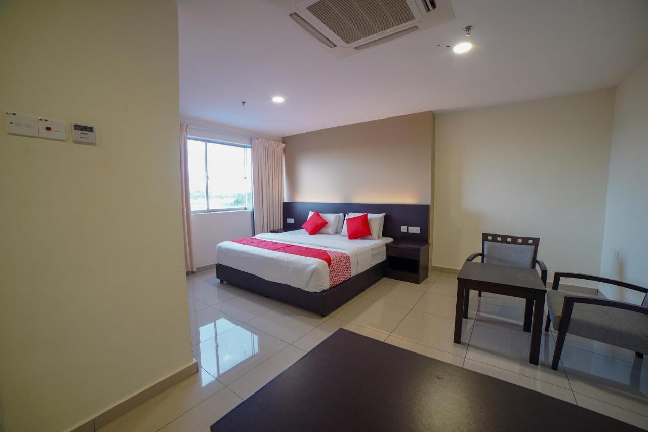 Oyo 89531 Villa Hotel スガマッ エクステリア 写真