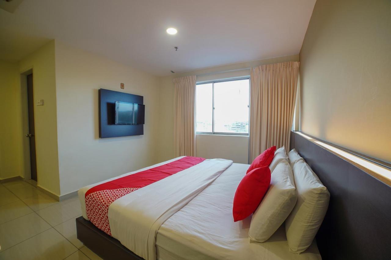 Oyo 89531 Villa Hotel スガマッ エクステリア 写真