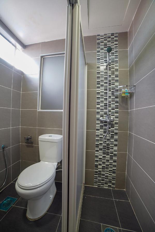 Oyo 89531 Villa Hotel スガマッ エクステリア 写真